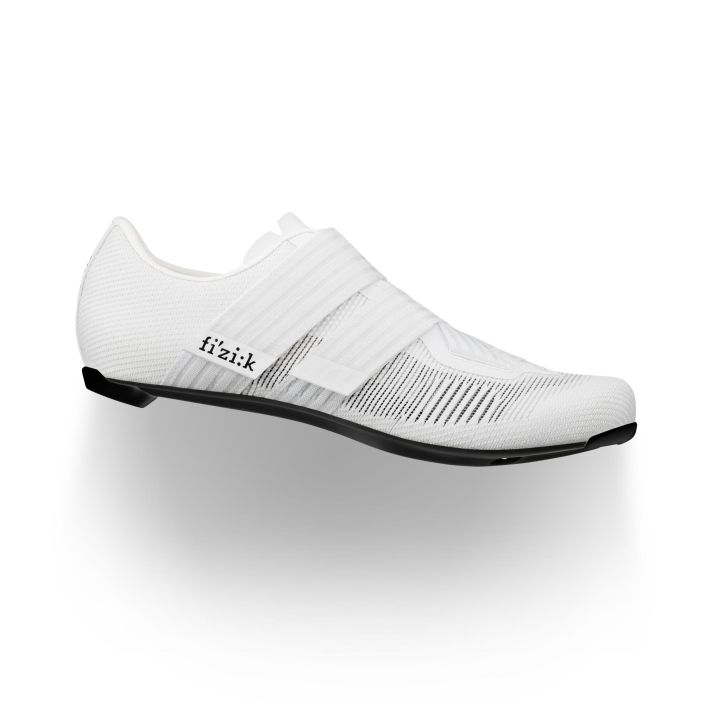 Ajokenka Fizik Vento Powerstrap Aeroweave valkoinen A pure racing shoe: the lightest and most breathable model in the fizik
