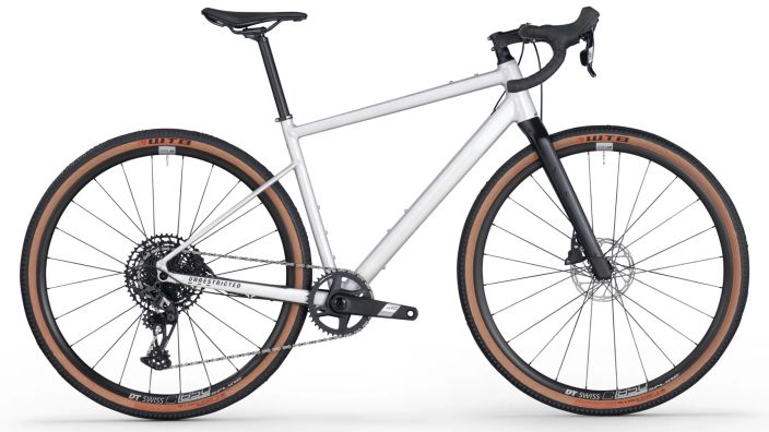 BMC URS AL One M Runko: URS Premium Aluminium | Gravel+ Geometry | Internal Cable Routing | Fender and Rack Mounts | Flat