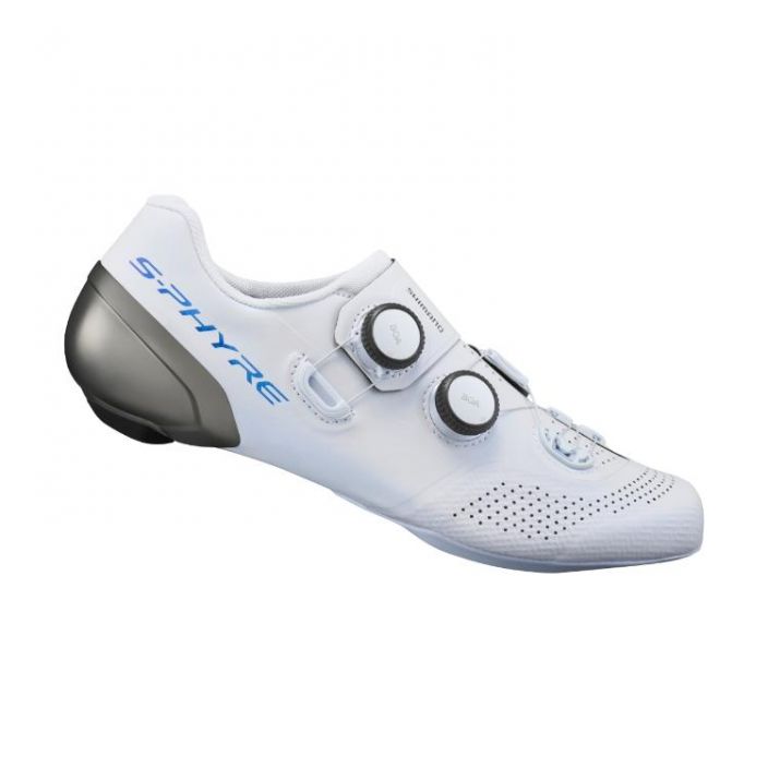 Ajokenka S-Phyre RC902 valkoinen ULTIMATE ROAD COMPETITION SHOE WITH SUPREMELY ENGINEERED FIT AND OPTIMUM POWER TRANSFER.