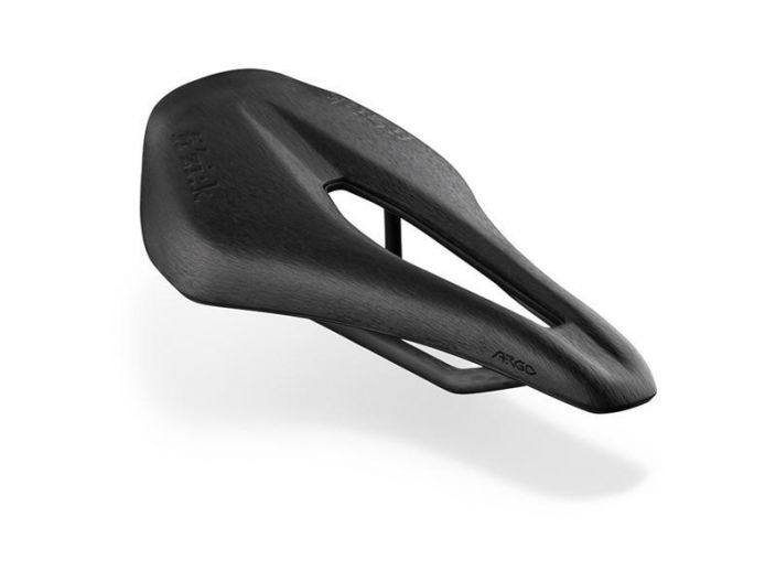 Satula Fizik Vento Argo R00 Our short-nosed road racing saddle featuring a full-carbon shell and rails and injected-EVA