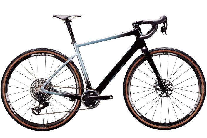Enve MOG LTD Sram Force XPLR E1 52 Runko: Enve Mog Vaihteet: 1x13 Kampisarja: SRAM Force 1 AXS XPLR E1 DUB Kasetti: SRAM