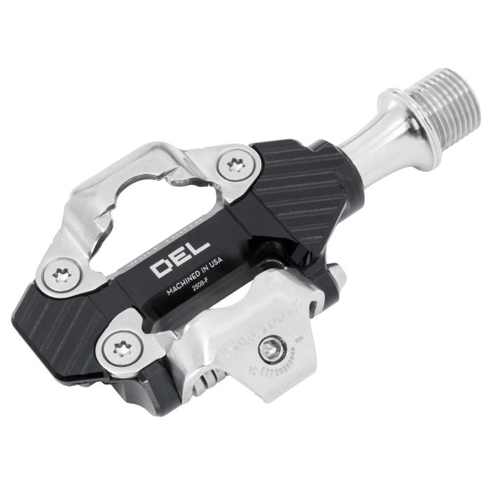 Poljin Wolftooth DEL Gravel Race Black Wolf Tooth DEL Gravel Race Clipless Pedals feature a one-sided design for peak speed