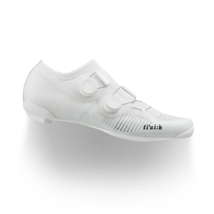 Ajokenka Fizik Vega Carbon White An innovative, responsive road racing shoe featuring a unique integrated full-carbon Ajokenka Fizik Vega Carbon White An innovative, responsive road racing shoe featuring a unique integrated full-carbon